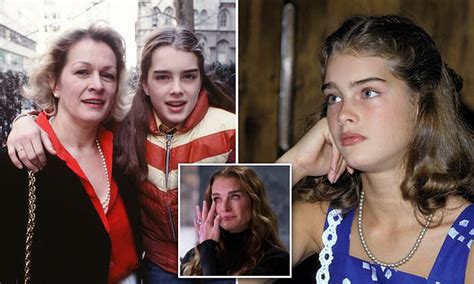 Brooke Shields admits she doesnt know why mom thought it。